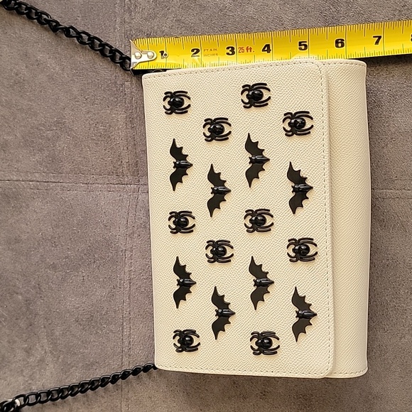 Betsey Johnson spider bat purse - Picture 8 of 10